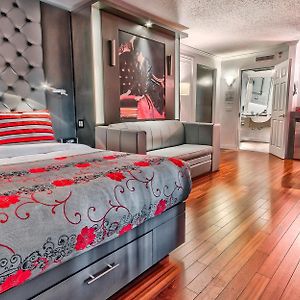Interior Balcony Room 1 Queen Bed 1 Queen Murphy Bed Disability Access